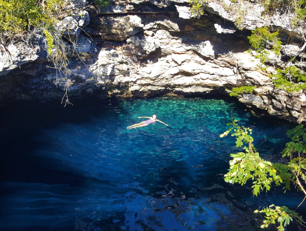 Hatchet Bay - ELEUTHERA - Emmette's Island Tour